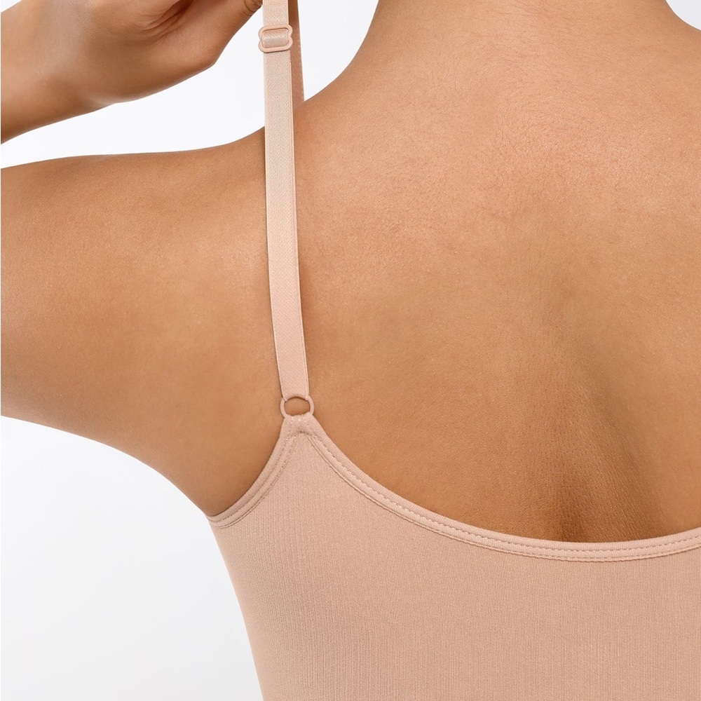 Seamless Shapewear Bodysuit in Tan - Picture 6 of 9